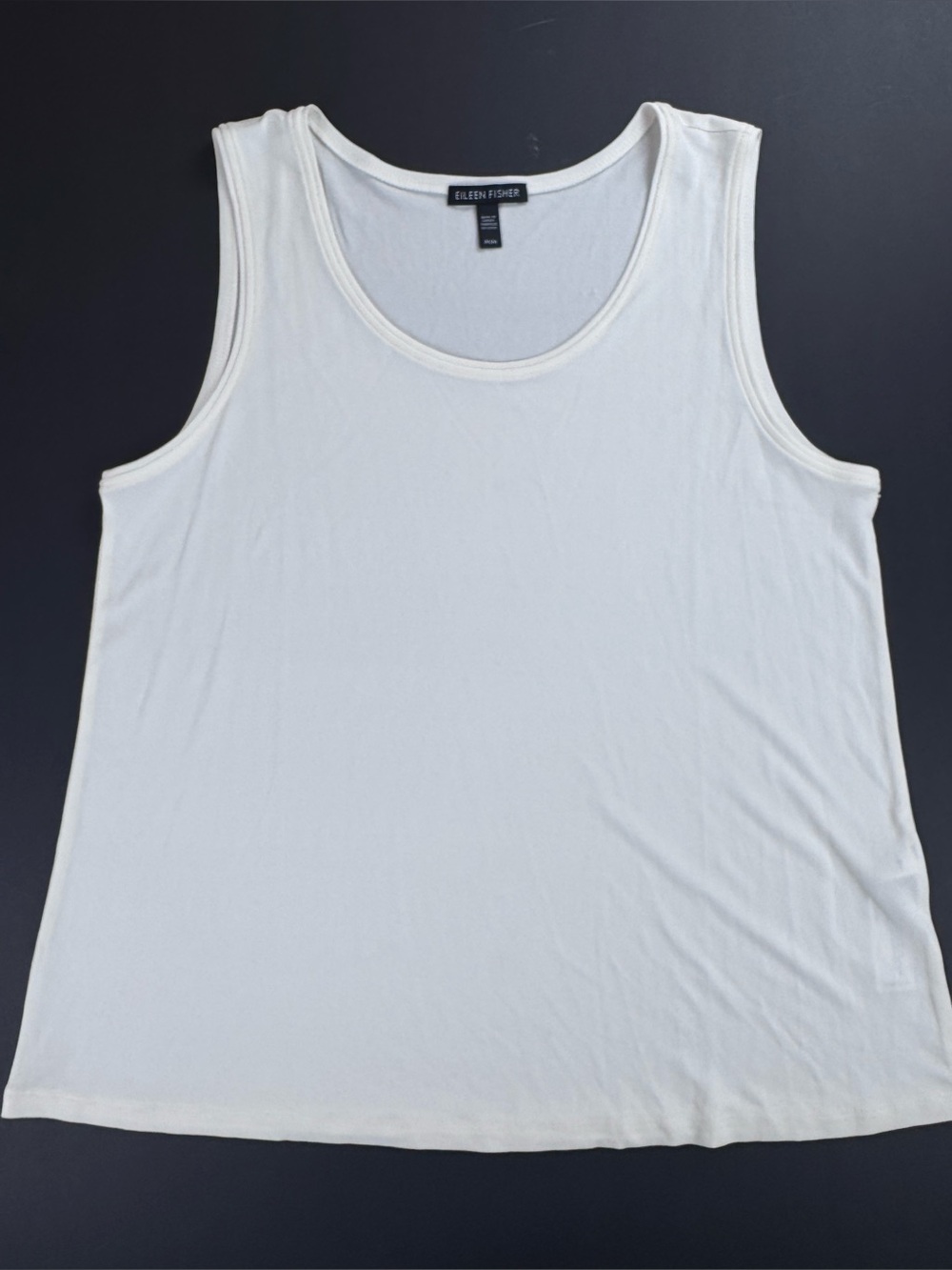 Eileen Fisher white Scoop Neck Sleeveless Tank medium